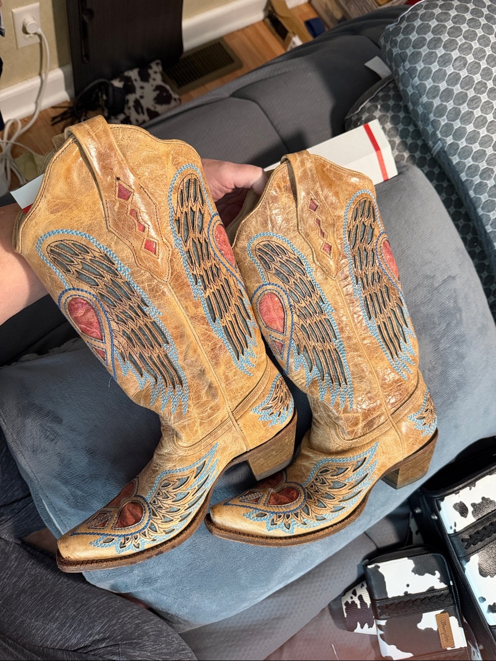 🔥 Rare Corral A1976 Winged Heart & Peace Sign Boots 🔥